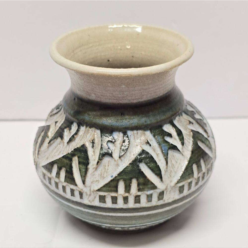 John Maccassey Stoneware Pottery New Zealand Cut Carved Green And Cream Vase